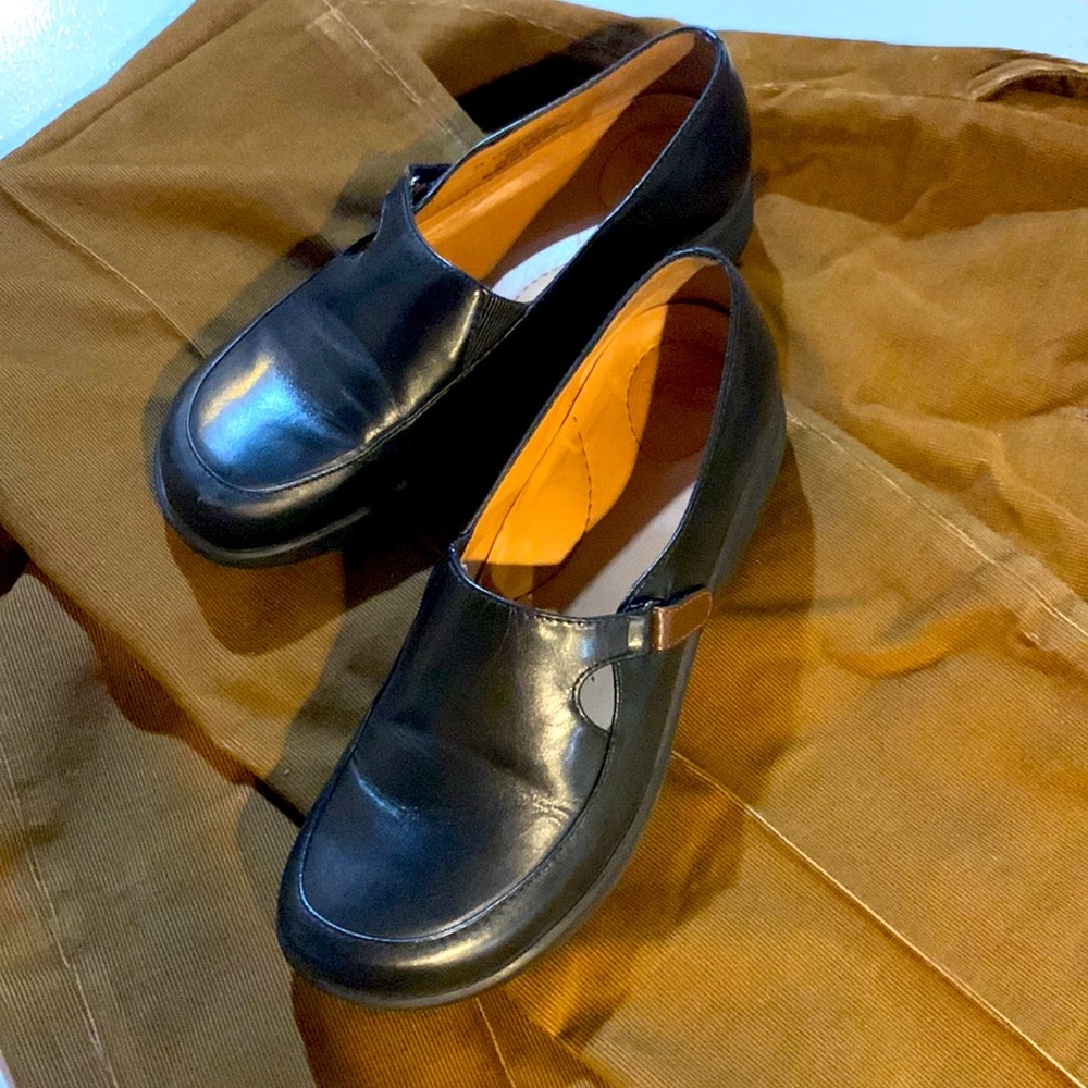 Dansko leather shoes